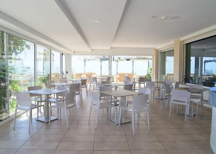 Hotel Benini ميلانو ماريتيما