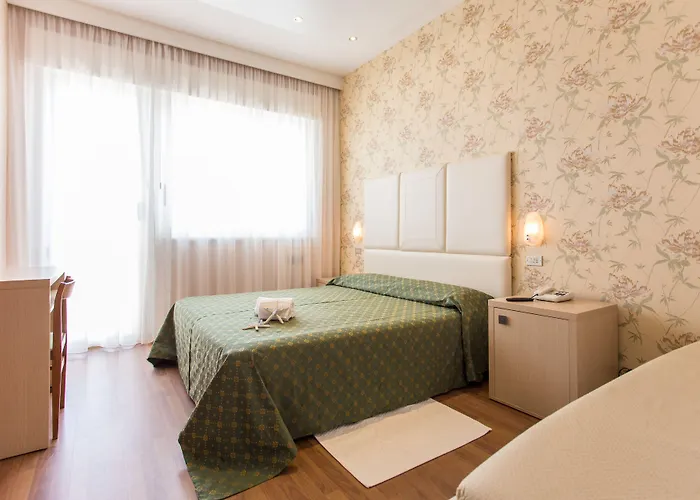 Hotel Benini 4* ميلانو ماريتيما