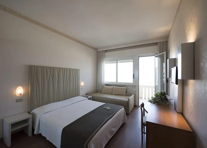 Hotel Benini فندق ميلانو ماريتيما