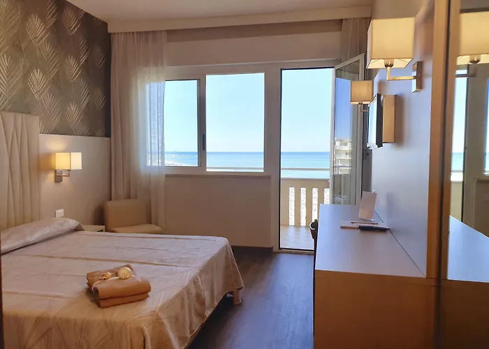 Hotel Benini 4* ميلانو ماريتيما