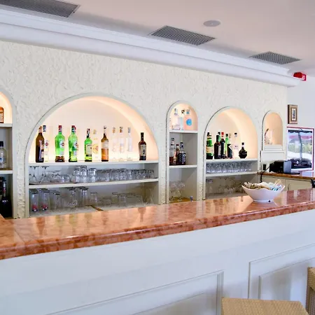 Hotel Benini 4* ميلانو ماريتيما