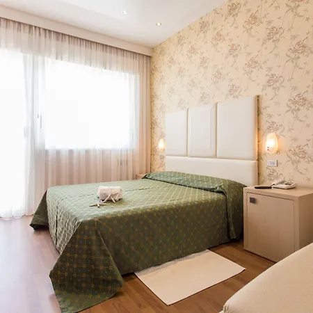 Benini 4* Milano Marittima