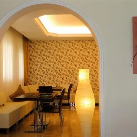 Benini Hotel