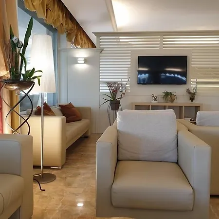 Benini Hotel 4*